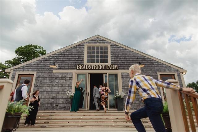 Bradstreetfarm - Barn Wedding Venue in Massachusetts